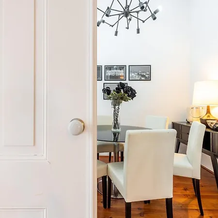 Guestready - Mod-luxe 2br Apt Near Cais Colunas Apartment