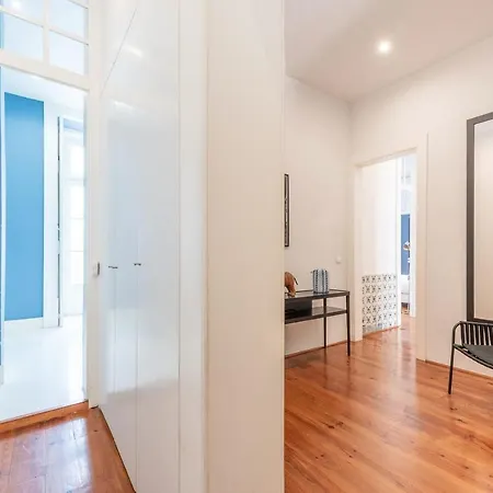 Apartment Guestready - Mod-luxe 2br Apt Near Cais Colunas