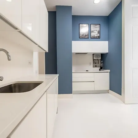 Guestready - Mod-luxe 2br Apt Near Cais Colunas