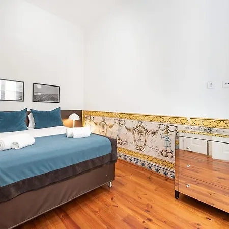 Guestready - Mod-luxe 2br Apt Near Cais Colunas Apartment